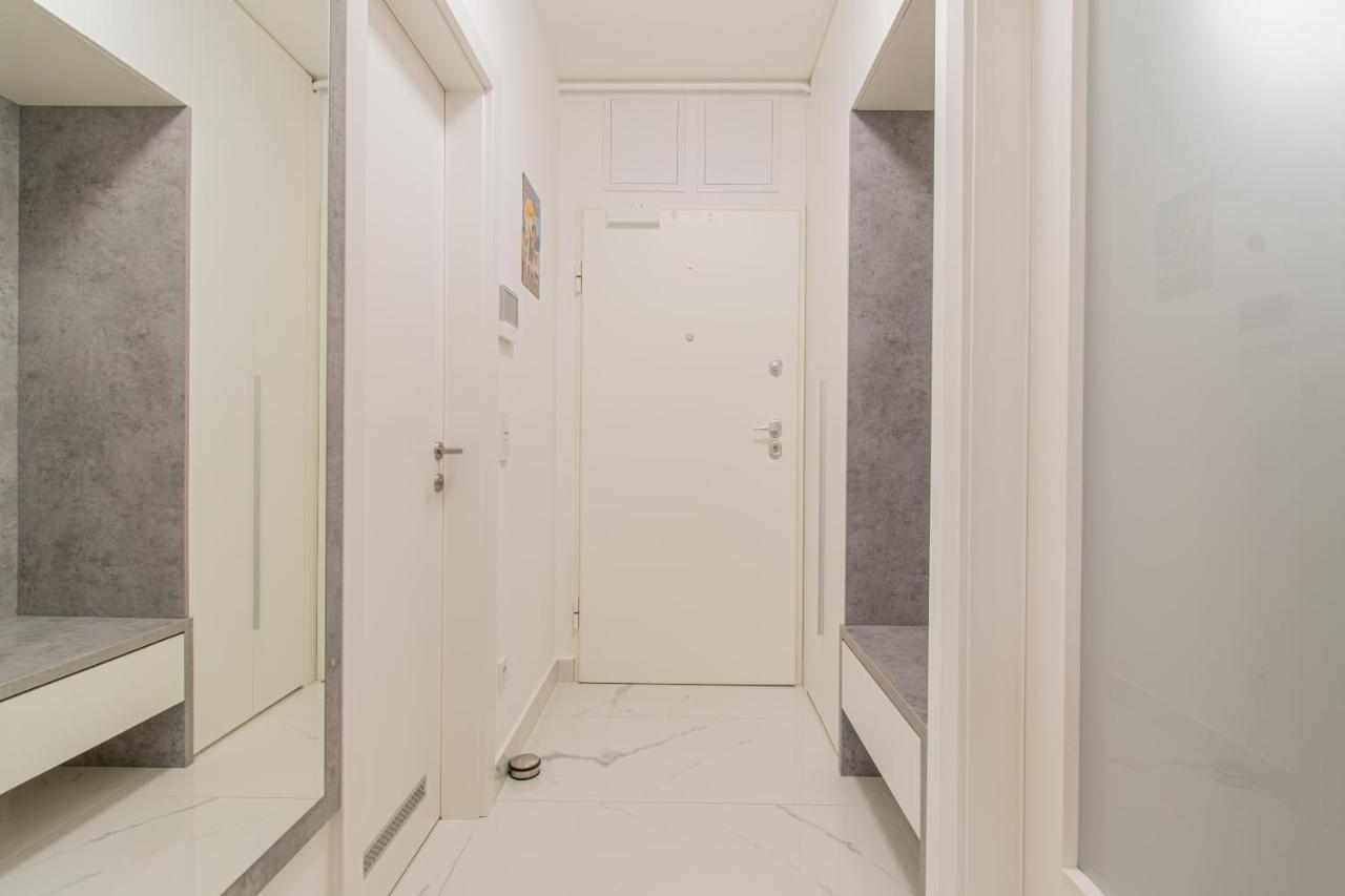 Flexible Selfcheckins 42 - Zagreb - Luxury - Garage Parking - Loggia - Brand New Exterior foto