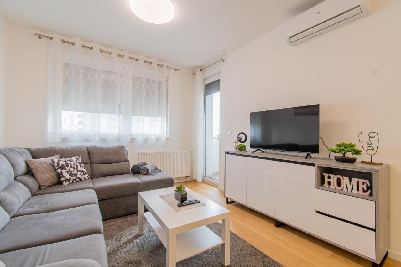 Flexible Selfcheckins 42 - Zagreb - Luxury - Garage Parking - Loggia - Brand New Exterior foto