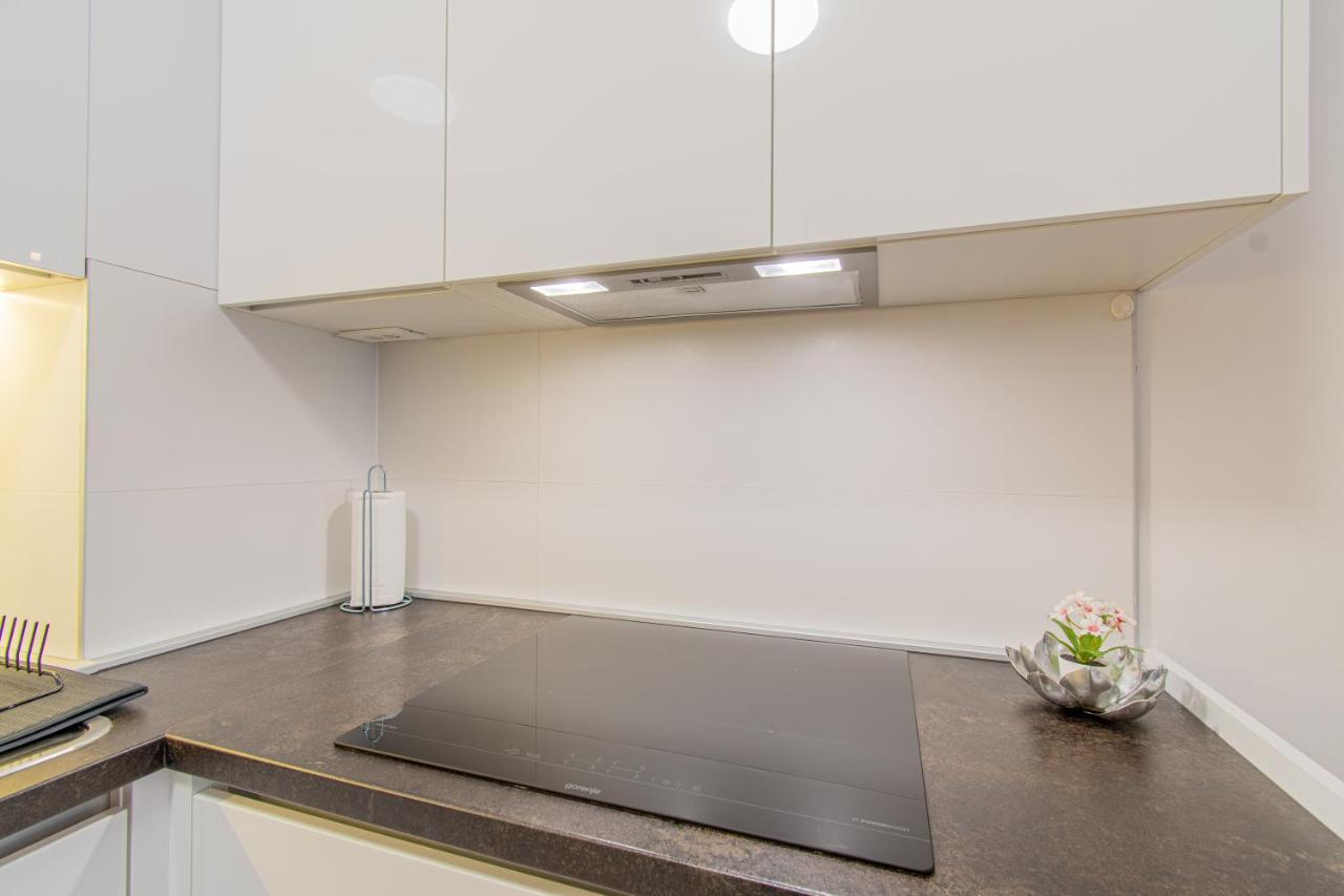 Flexible Selfcheckins 42 - Zagreb - Luxury - Garage Parking - Loggia - Brand New Exterior foto